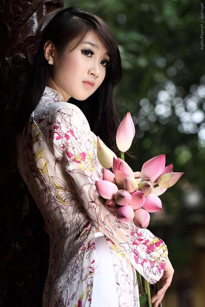 Từ Phương Oanh diện set đồ 50 đến chiến lược content: Hotspot Matrix chia sẻ