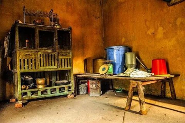 Nội dung: Trong một bóng mát trong mùa hè nóng bỏng, một cột mốc trong lịch sử nhạc